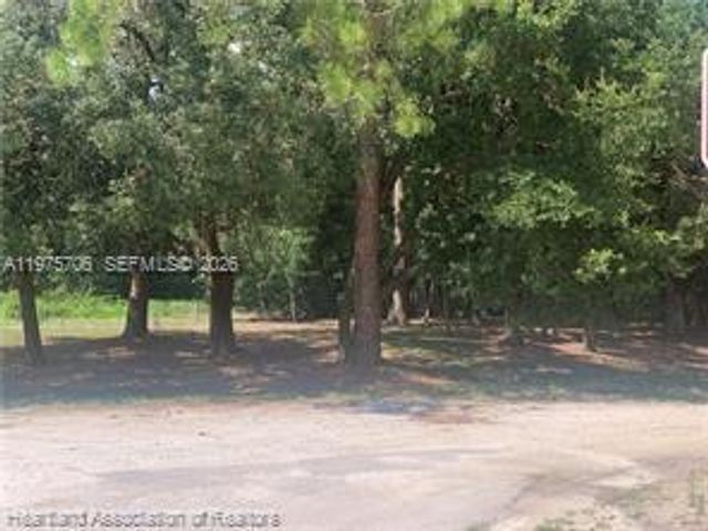 2326 W Barben Road, Avon Park, FL 33825