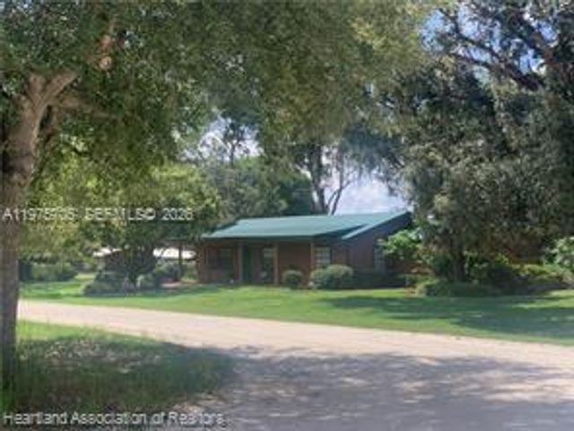 2326 W Barben Road, Avon Park, FL 33825