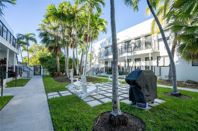 1971 Bay Dr 110, Miami Beach, FL 33141