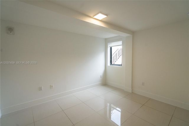 1971 Bay Dr 110, Miami Beach, FL 33141