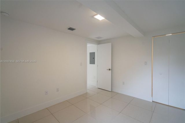1971 Bay Dr 110, Miami Beach, FL 33141