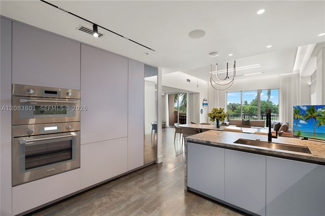 3501 N Ocean Dr V5, Hollywood, FL 33019
