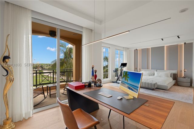 3501 N Ocean Dr V5, Hollywood, FL 33019