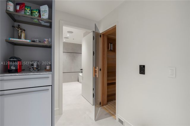 3501 N Ocean Dr V5, Hollywood, FL 33019
