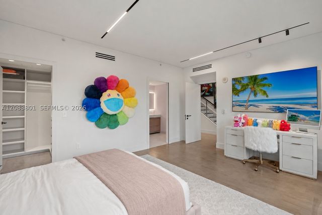 3501 N Ocean Dr V5, Hollywood, FL 33019