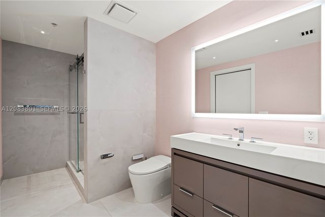 3501 N Ocean Dr V5, Hollywood, FL 33019