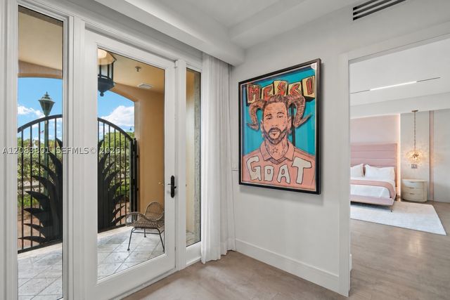 3501 N Ocean Dr V5, Hollywood, FL 33019