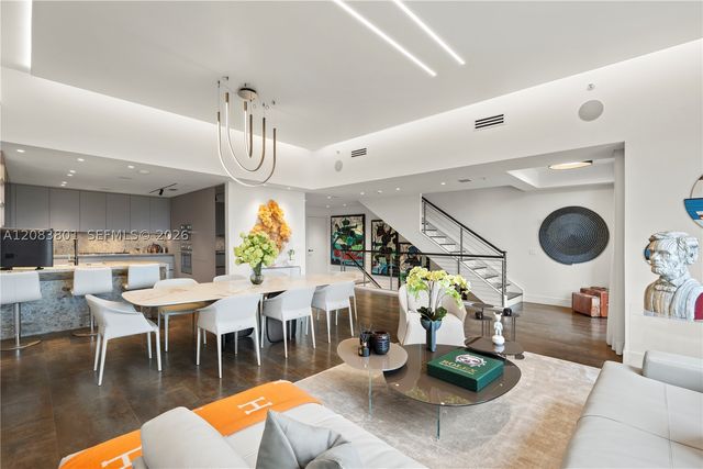 3501 N Ocean Dr V5, Hollywood, FL 33019