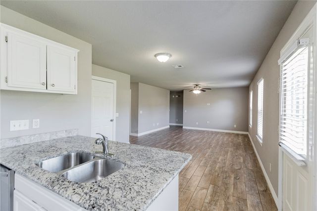 700 Ponderosa Street, Centerton, AR 72719