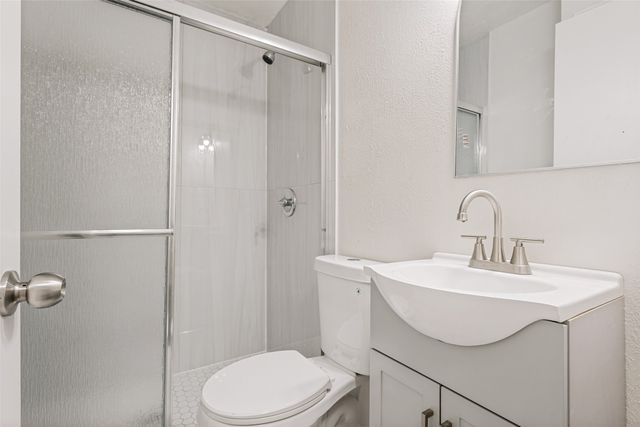 8522 Del Monte Drive, Dallas, TX 75217