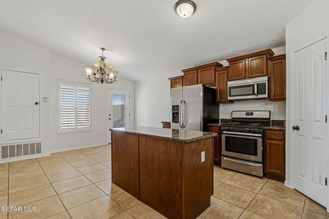 14350 S CAVE Avenue, El Paso, TX 79938