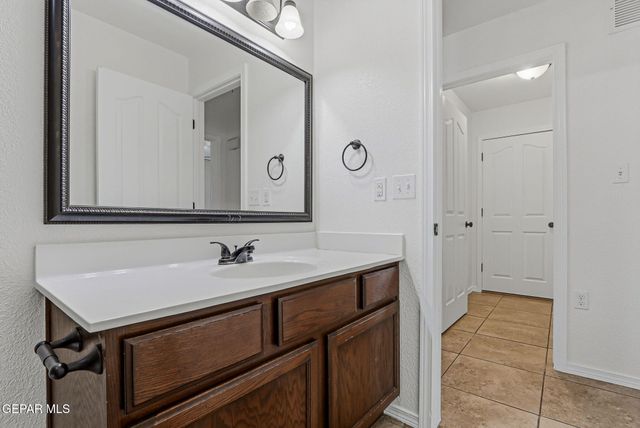 14350 S CAVE Avenue, El Paso, TX 79938