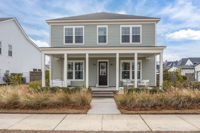 643 Blueway Avenue, Summerville, SC 29486