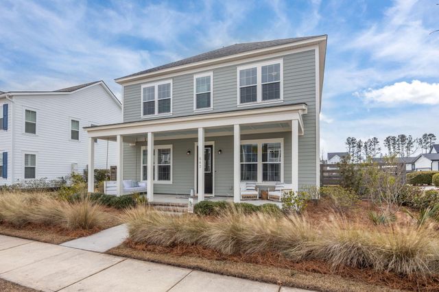 643 Blueway Avenue, Summerville, SC 29486