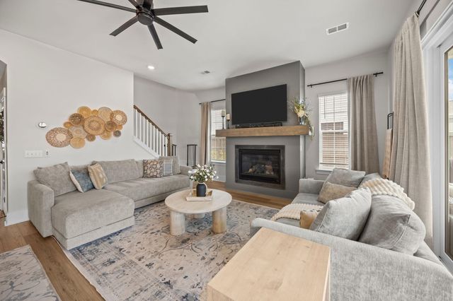 643 Blueway Avenue, Summerville, SC 29486