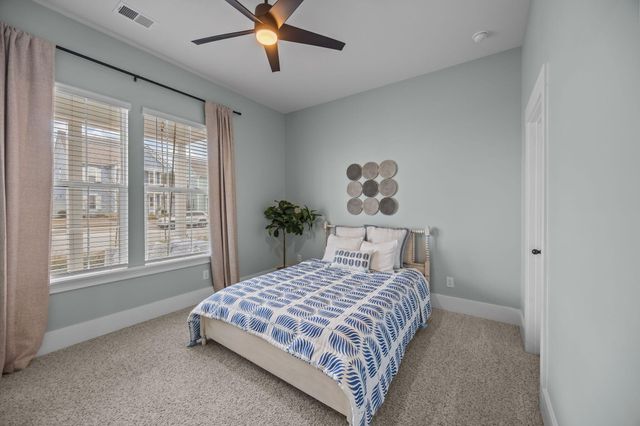 643 Blueway Avenue, Summerville, SC 29486