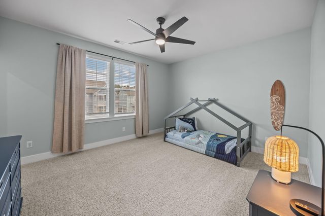 643 Blueway Avenue, Summerville, SC 29486