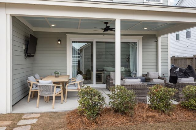 643 Blueway Avenue, Summerville, SC 29486