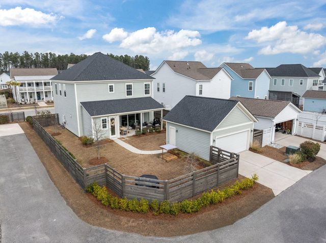 643 Blueway Avenue, Summerville, SC 29486