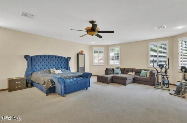 636 KEAGLE Road, Socorro, TX 79927