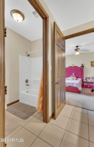 636 KEAGLE Road, Socorro, TX 79927