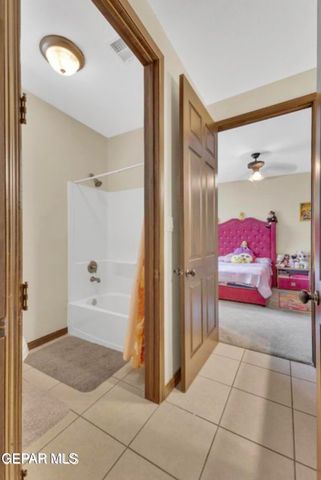 636 KEAGLE Road, Socorro, TX 79927