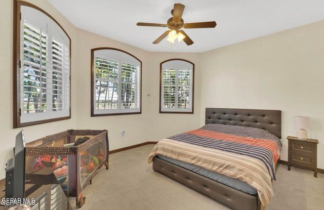 636 KEAGLE Road, Socorro, TX 79927