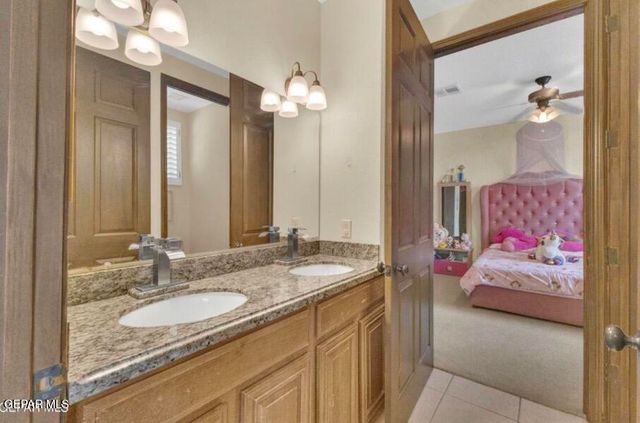 636 KEAGLE Road, Socorro, TX 79927