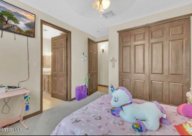 636 KEAGLE Road, Socorro, TX 79927