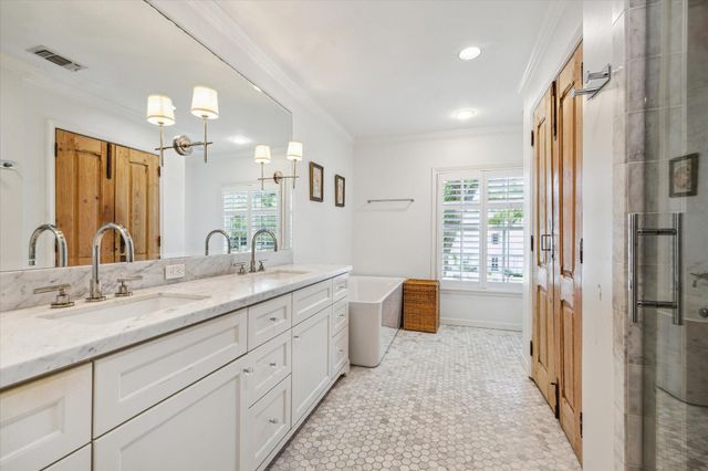 2510 Locke Lane, Houston, TX 77019