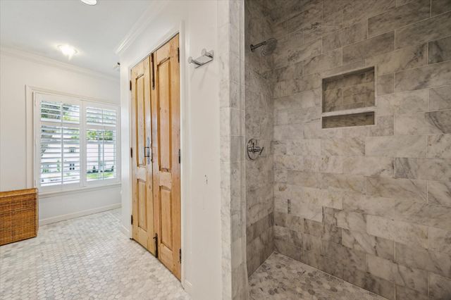 2510 Locke Lane, Houston, TX 77019