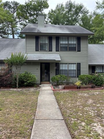 15 Hidden Lake Court, Savannah, GA 31419
