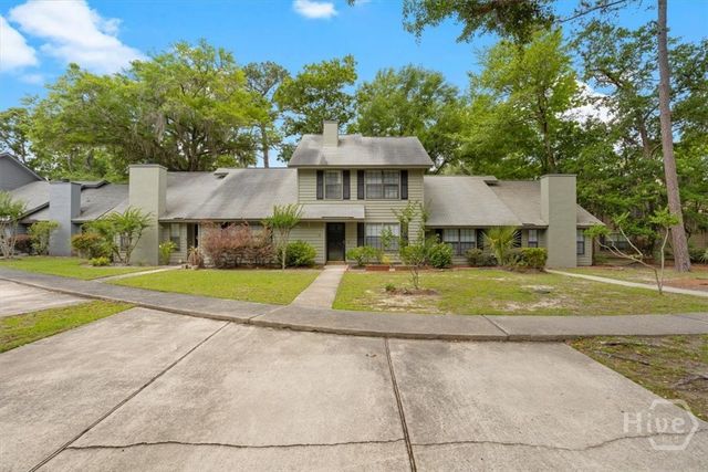 15 Hidden Lake Court, Savannah, GA 31419