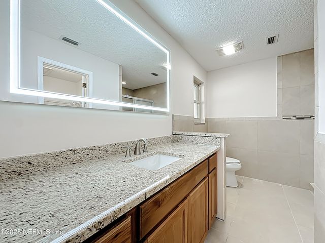 845 MAPLEWOOD Lane, Orange Park, FL 32065