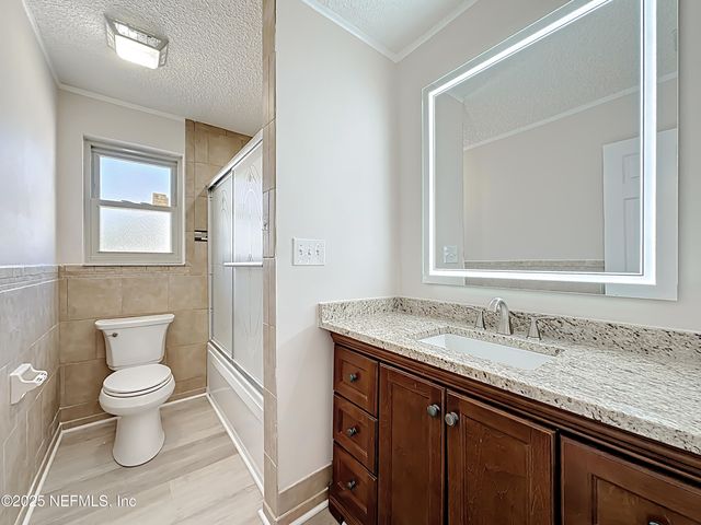 845 MAPLEWOOD Lane, Orange Park, FL 32065