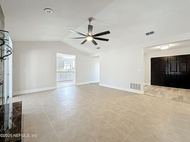 845 MAPLEWOOD Lane, Orange Park, FL 32065