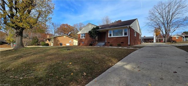 206 Forestrose Drive, Lexington, NC 27295