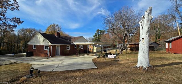 206 Forestrose Drive, Lexington, NC 27295