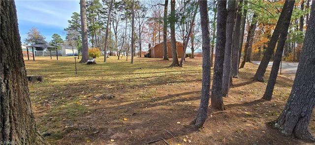 206 Forestrose Drive, Lexington, NC 27295