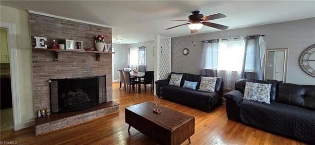 206 Forestrose Drive, Lexington, NC 27295