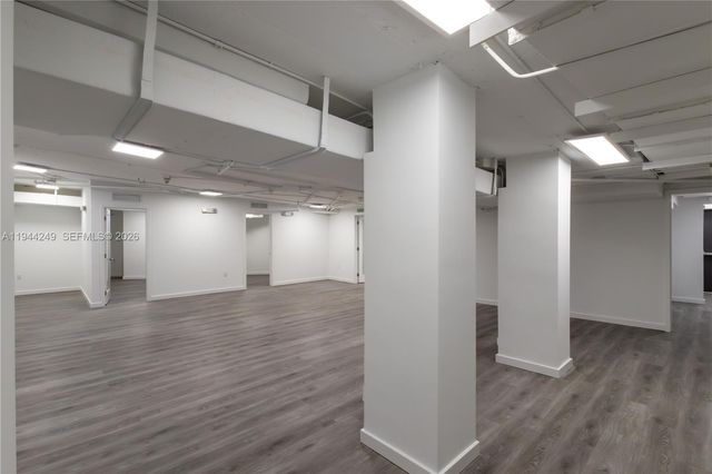 888 Biscayne Blvd CU6, Miami, FL 33132