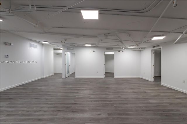 888 Biscayne Blvd CU6, Miami, FL 33132