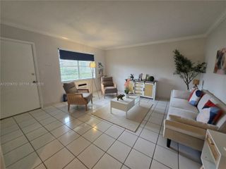 17000 NE 14th Ave 109, Miami, FL 33162