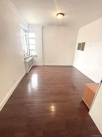 6360 102nd Street F14, Rego Park, NY 11374