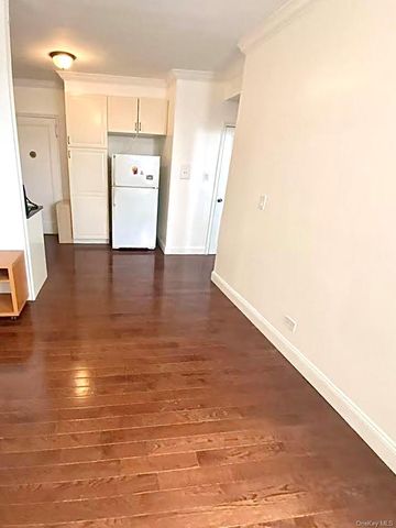 6360 102nd Street F14, Rego Park, NY 11374
