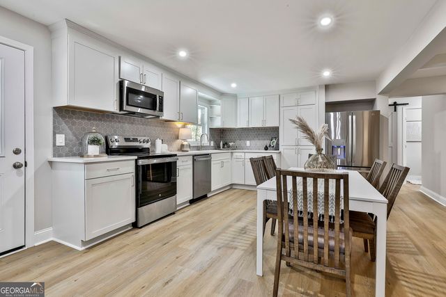 106 Amblewood Court, Peachtree City, GA 30269