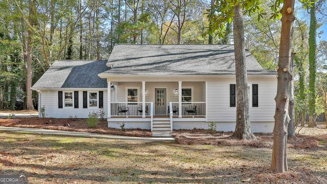 106 Amblewood Court, Peachtree City, GA 30269