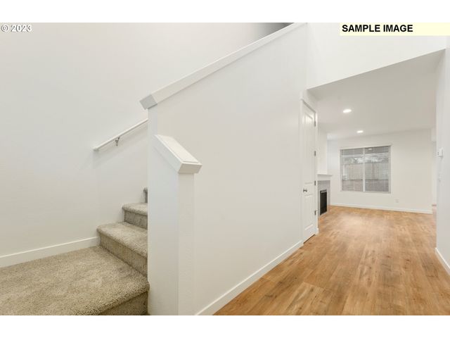 16429 Se Pacific Crest Trail Pl 762, Happy Valley, OR 97086