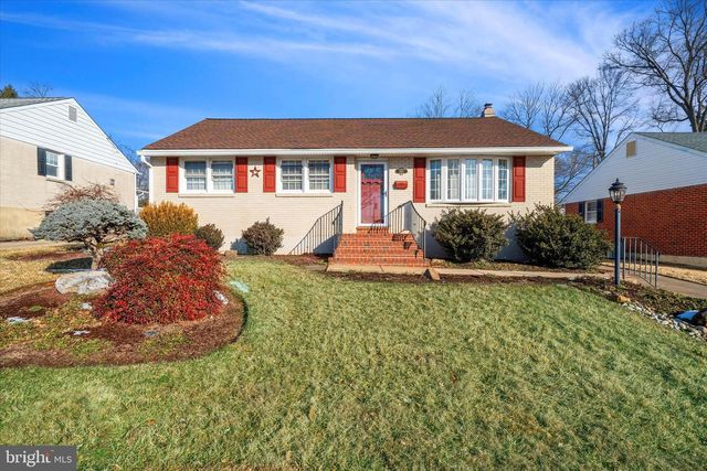 2515 WOODVIEW DR, Wilmington, DE 19808