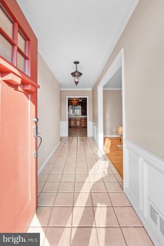 2515 WOODVIEW DR, Wilmington, DE 19808